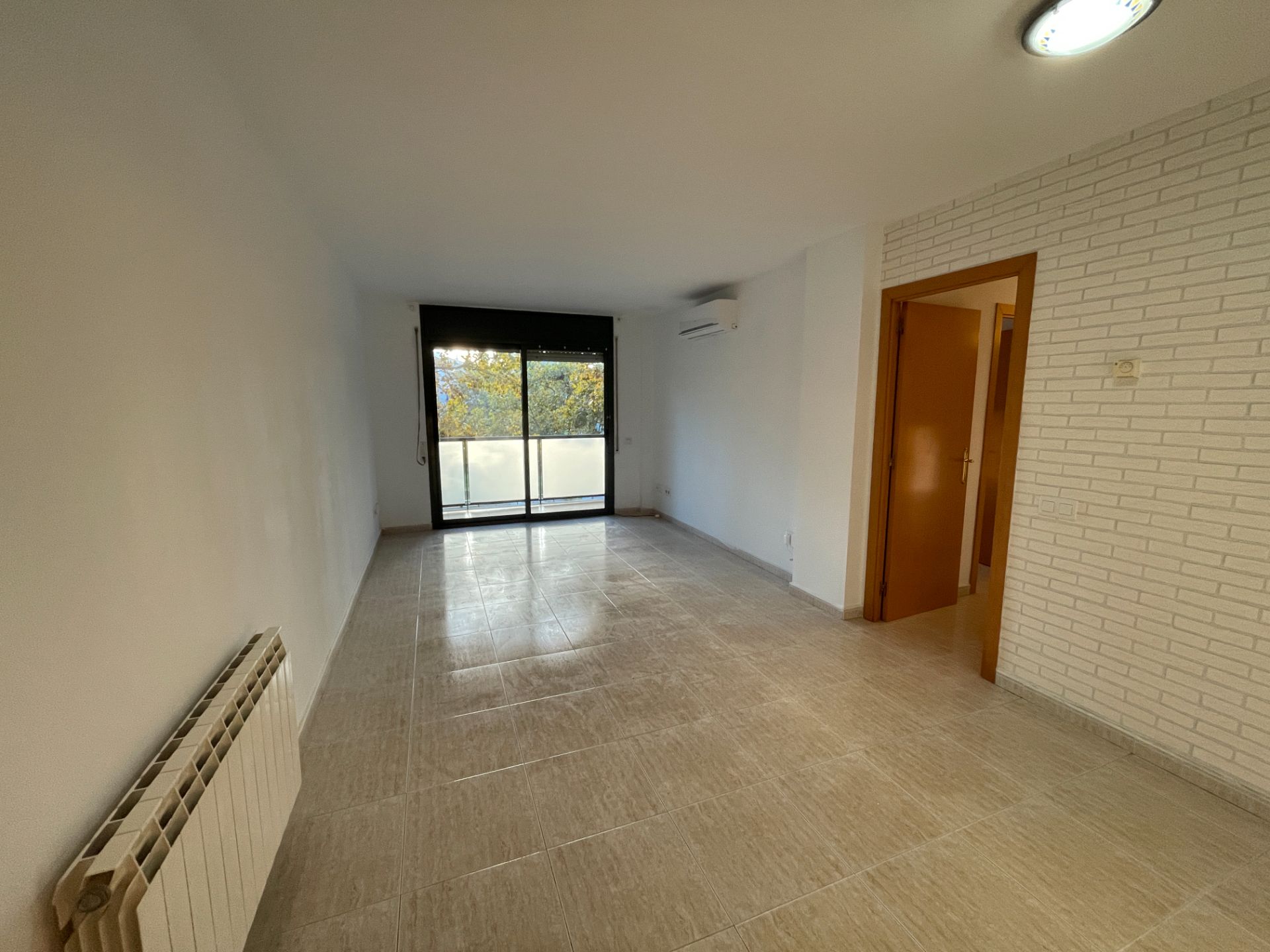 Living room of Flat for sale in Cambrils  with Air Conditioner, Heating and Terrace