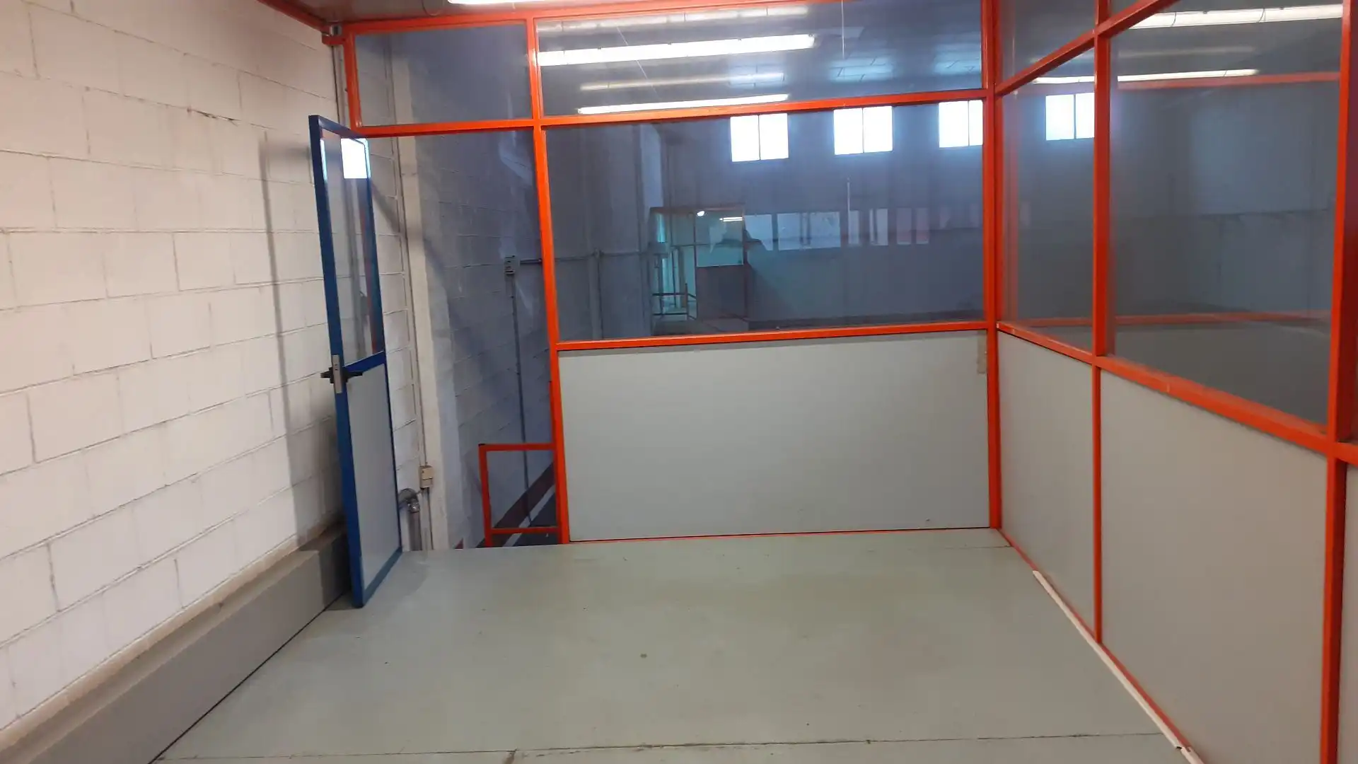 Nave industrial de alquiler en Santa Eulàlia de Ronçana