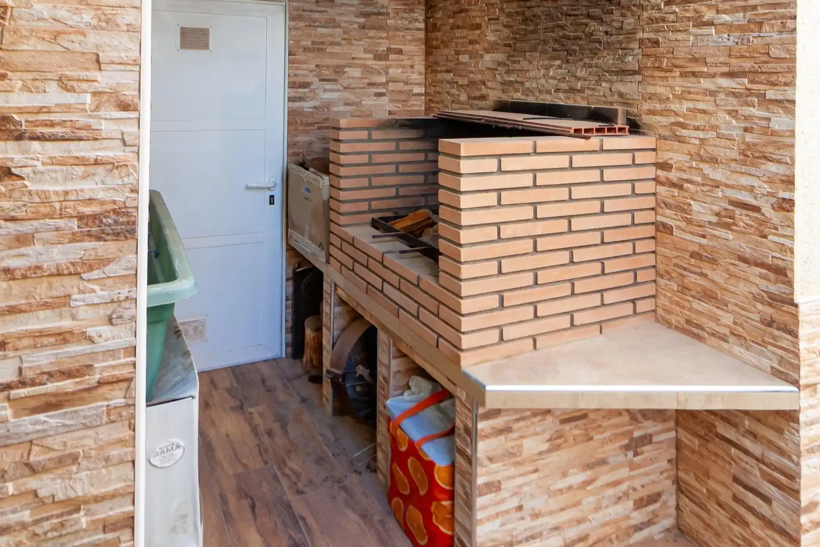Cuina de Casa o xalet en venda en Orihuela amb Aire condicionat, Calefacció i Jardí privat