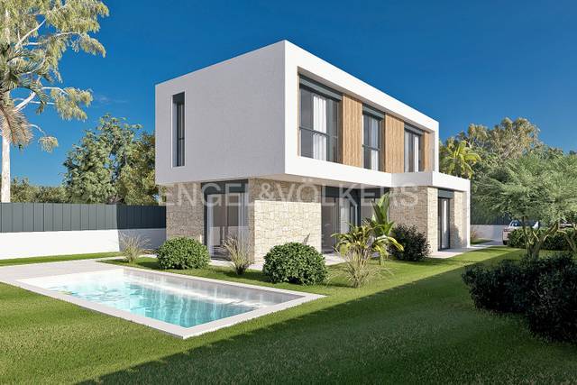 Casa-chalet en Venta en Montealegre