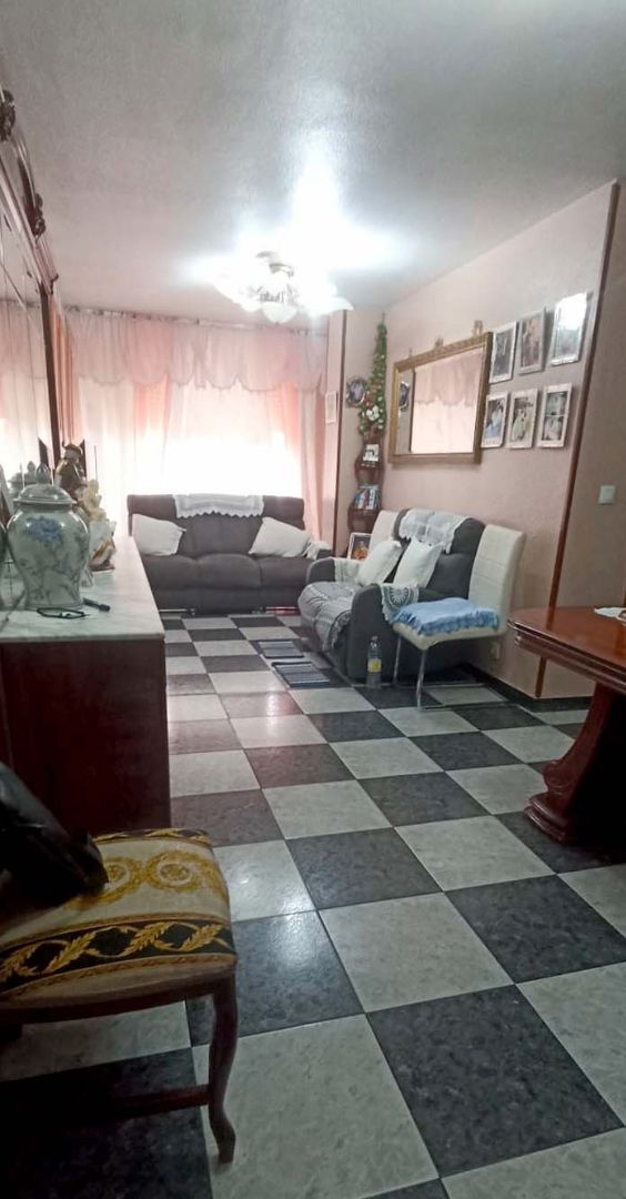 Living room of Flat for sale in Zamora Capital   with Furnished