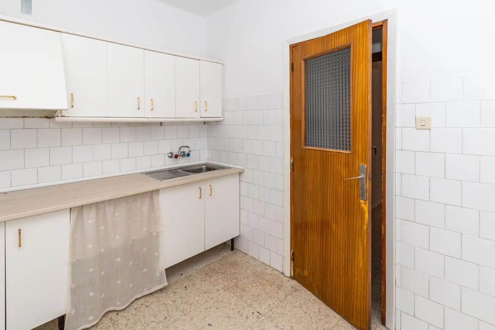 Cuina de Pis en venda en Guadix amb Balcó