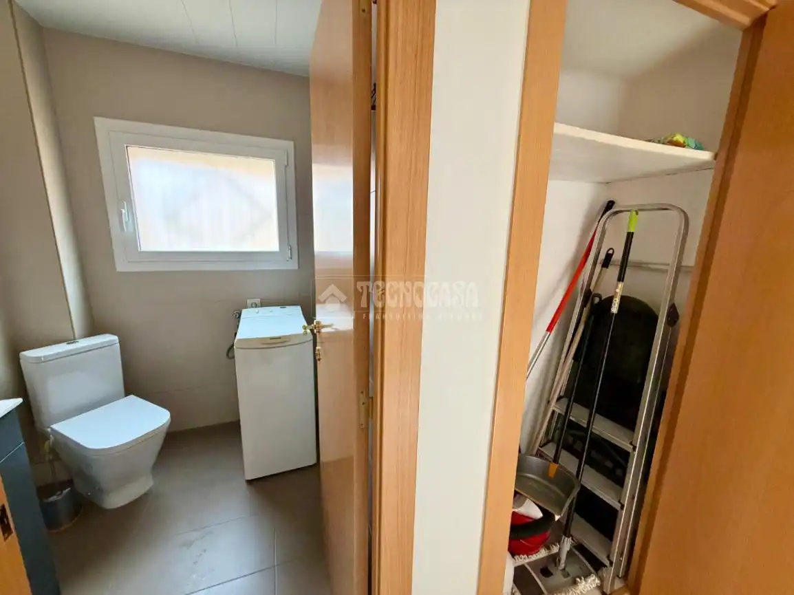 Baño de Piso en venta en Gavà con Terraza