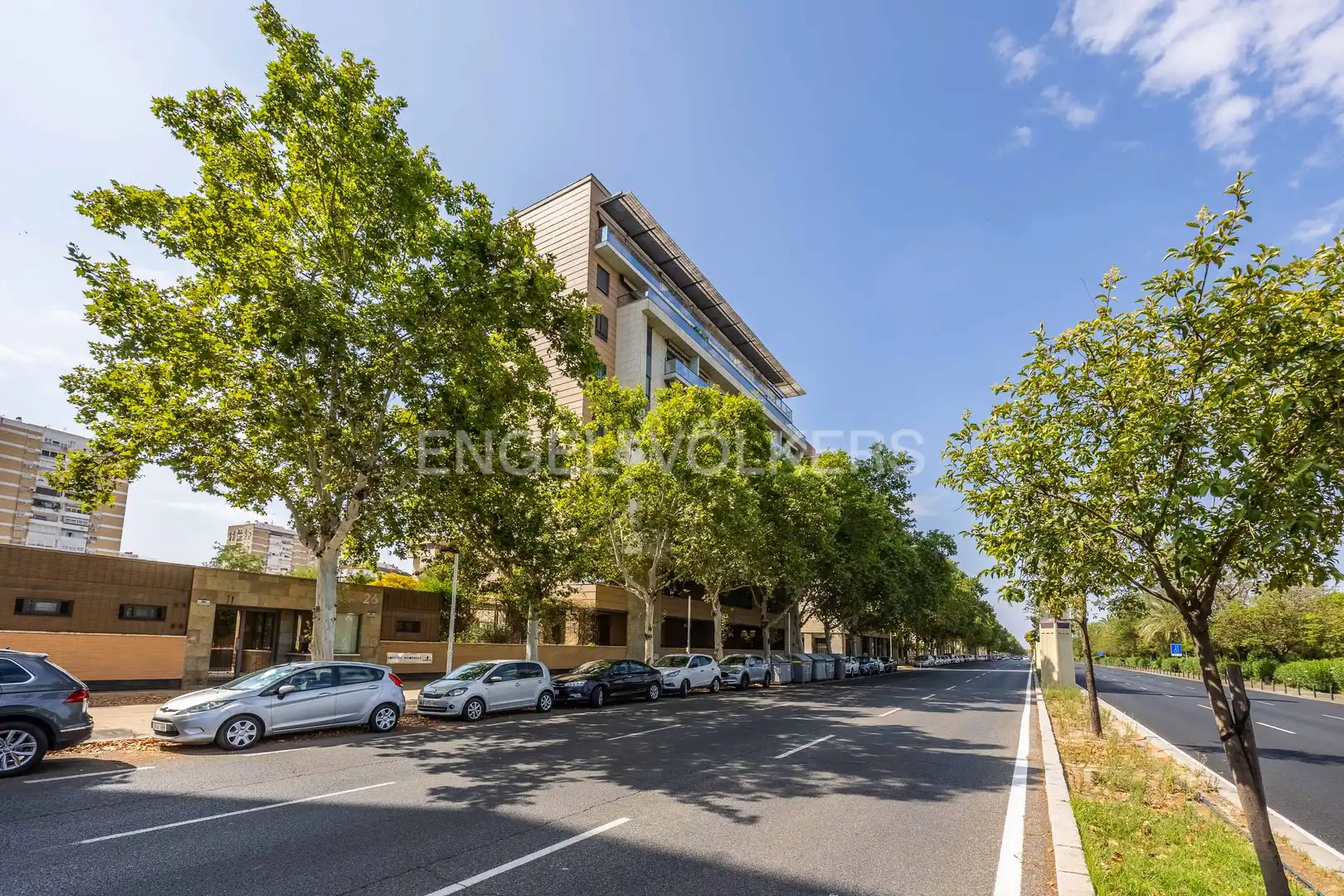 Exterior view of Flat for sale in Sevilla  with Air Conditioner, Heating and Private garden