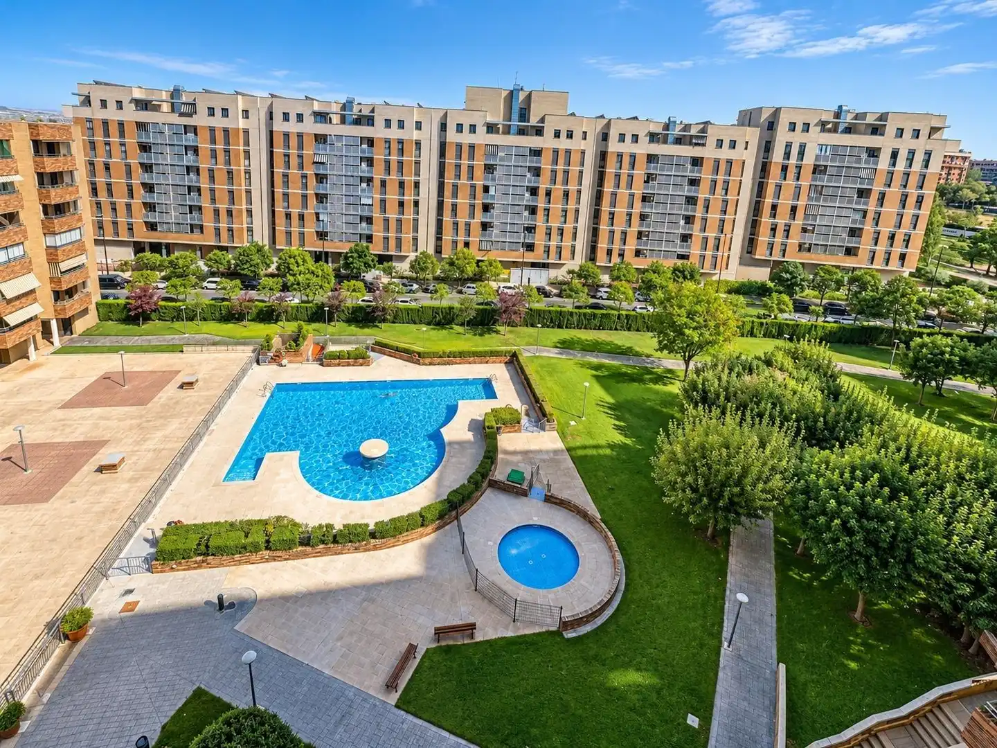 Piscina de Àtic de lloguer en Zaragoza amb Calefacció, Jardí privat i Traster