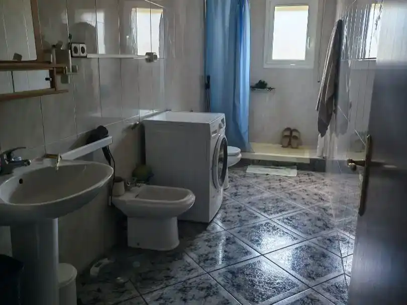 Bany de Pis en venda en Castellet i la Gornal amb Balcó
