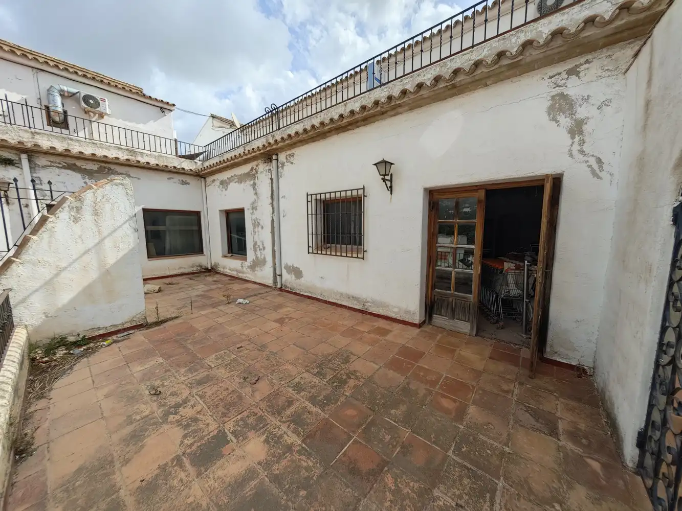 Außenansicht von Geschaftsraum zum Verkauf in Moraira mit Terrasse