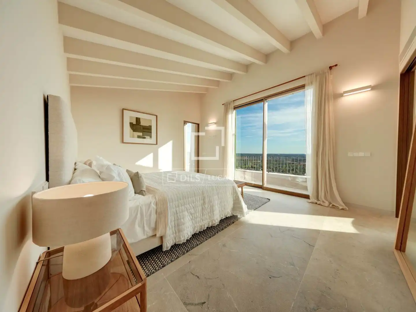 Schlafzimmer von Country house zum Verkauf in  Palma de Mallorca mit Klimaanlage, Heizung und Privatgarten