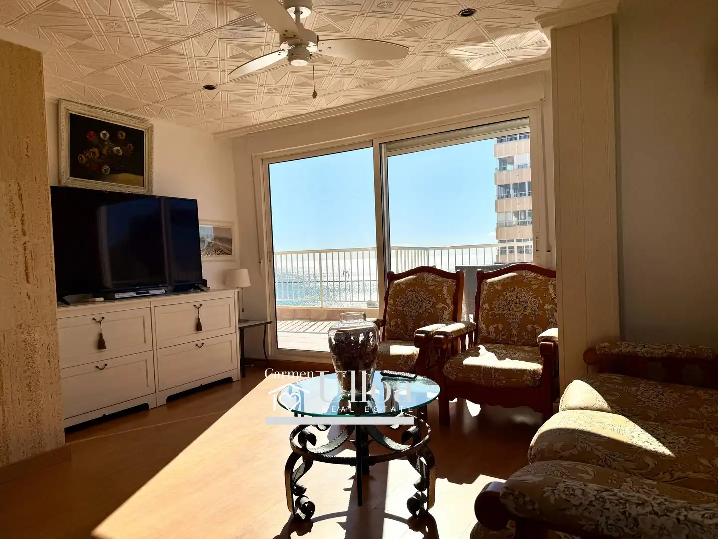 Sala de estar de Piso en venta en El Campello con Aire acondicionado, Terraza y Amueblado