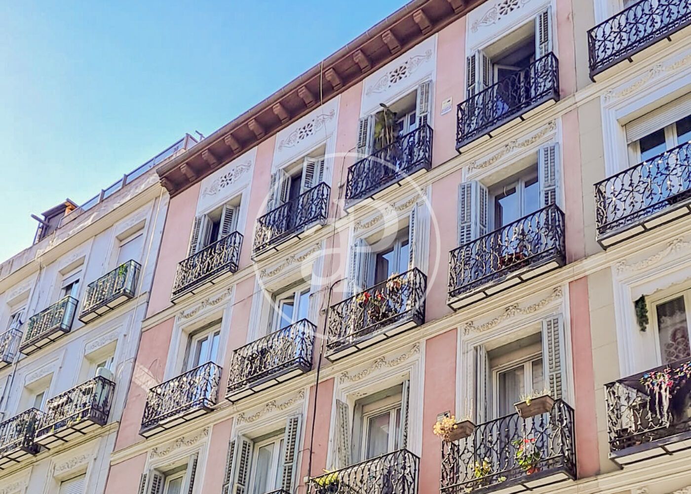 Vista exterior de Pis en venda en  Madrid Capital amb Aire condicionat i Calefacció