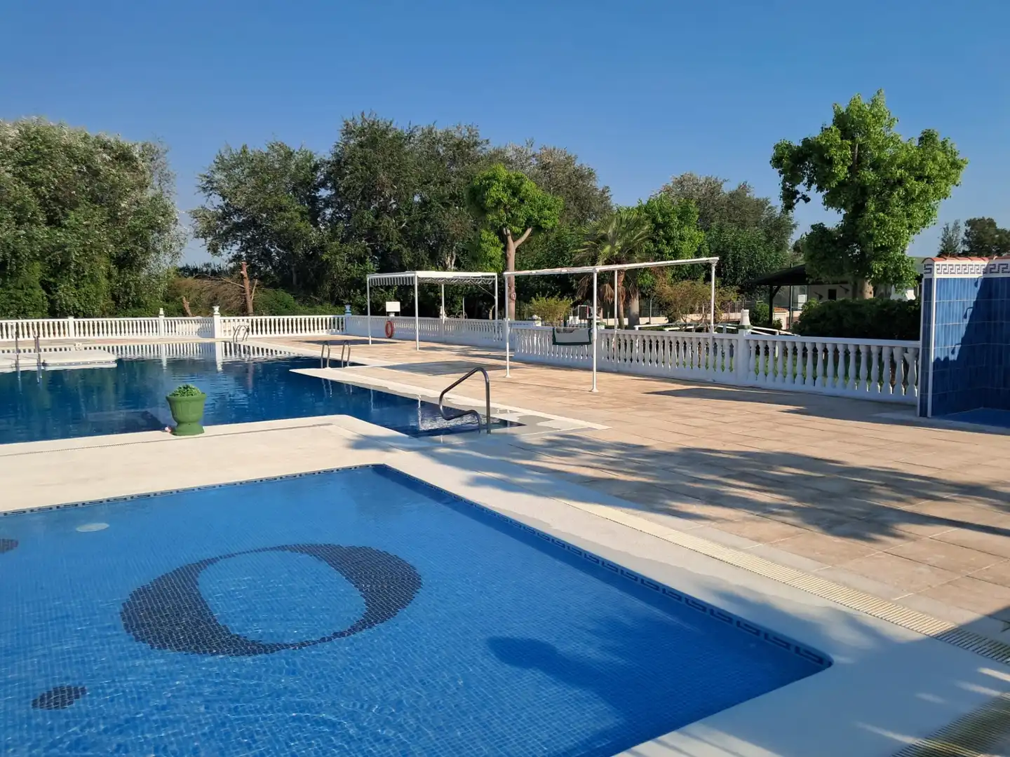 Piscina de Terreno en venta en Valencia