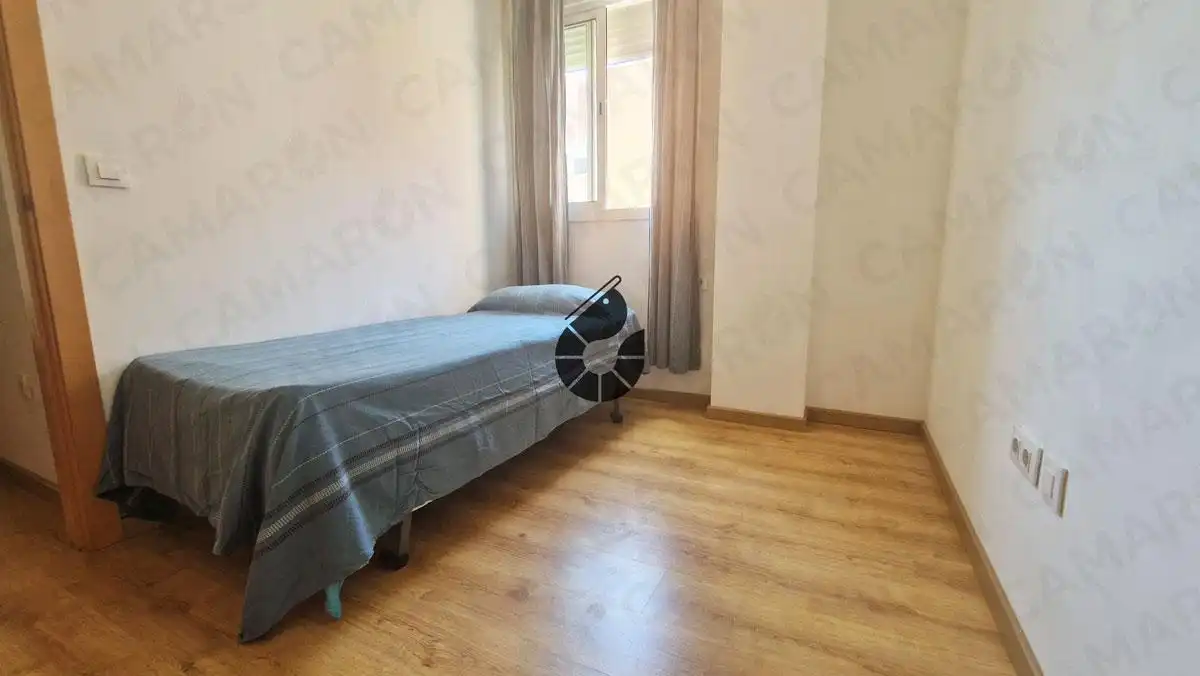 Habitación de Piso en venta en Coria del Río con Jardín privado, Trastero y Piscina