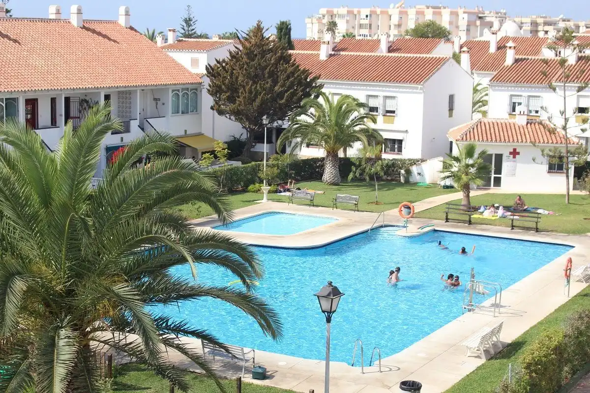Adossat amb piscina en venda a Centro Internacional, imagen 57