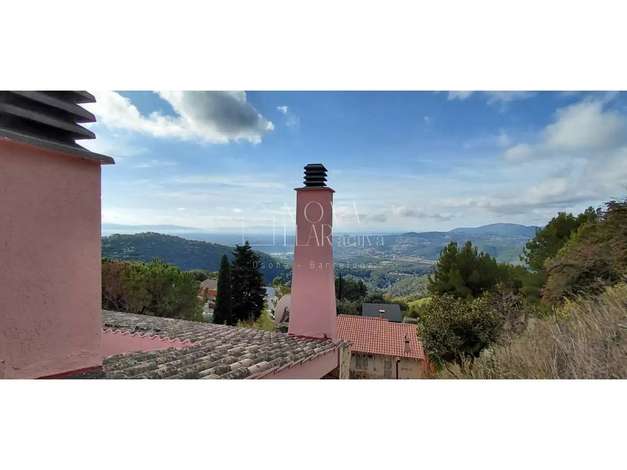 Vista exterior de Casa o xalet en venda en L'Ametlla del Vallès amb Calefacció i Jardí privat