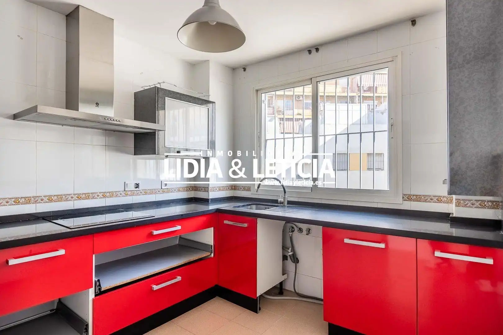 Cocina de Piso en venta en Alcalá de Guadaira con Aire acondicionado