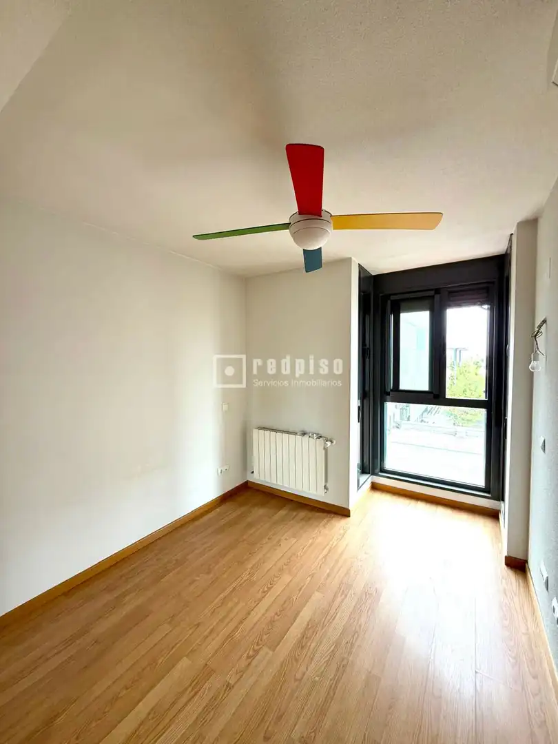 Bedroom of Flat for sale in Villa de Vallecas