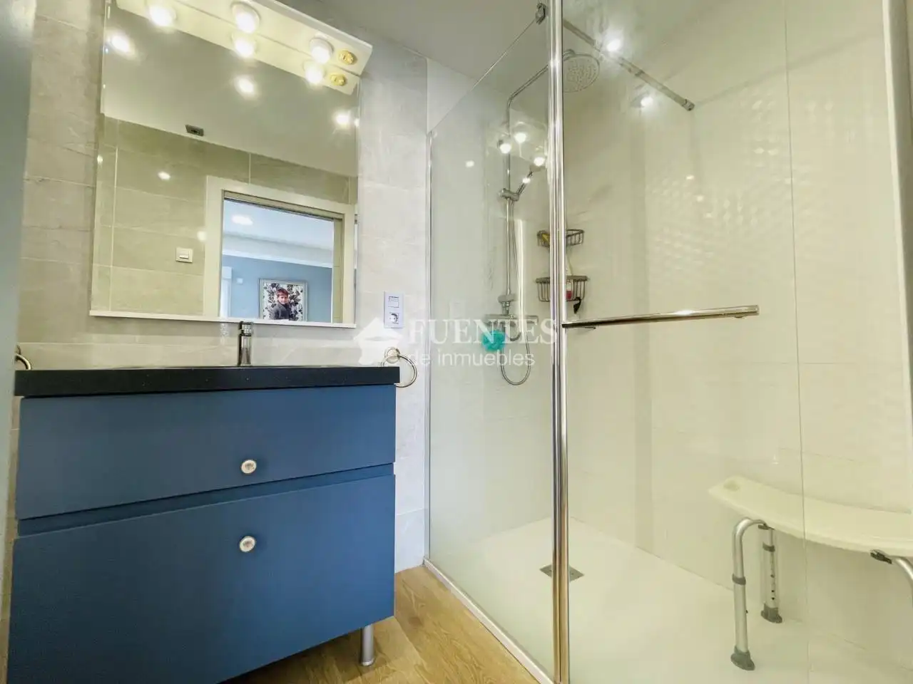 Baño de Piso en venta en Alicante / Alacant con Aire acondicionado, Calefacción y Terraza