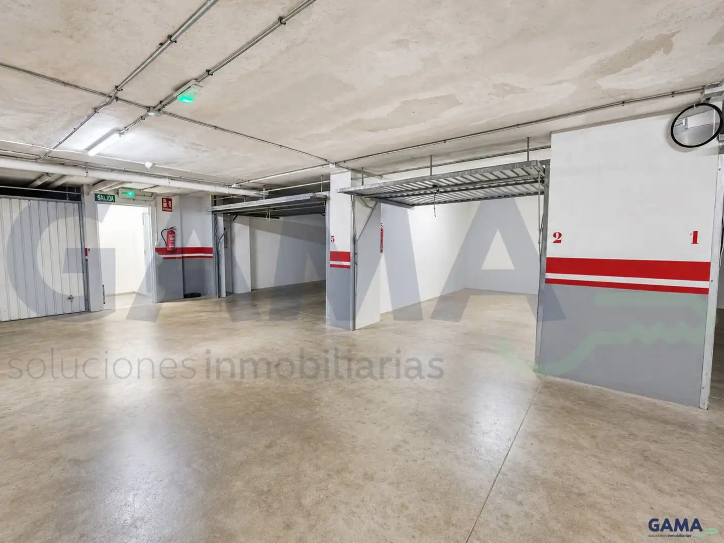 Parking de Piso en venta en Algemesí con Aire acondicionado y Amueblado