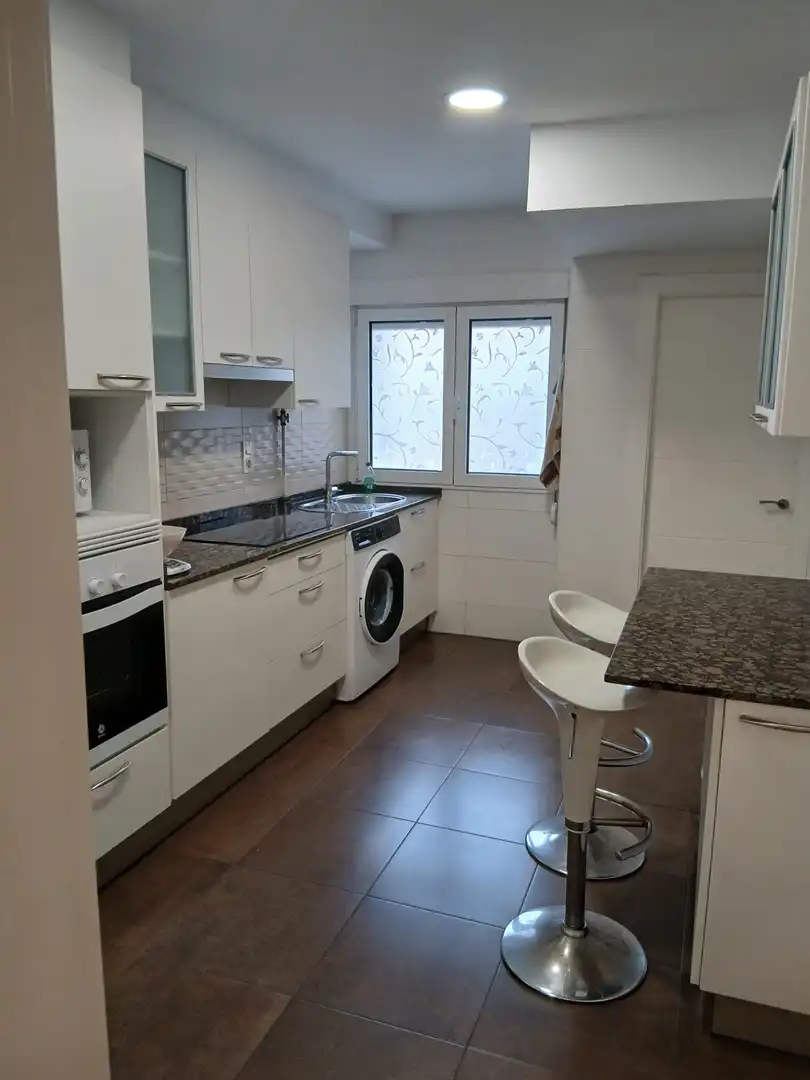 Küche von Wohnung zur Miete in Gijón  mit Heizung und Möbliert
