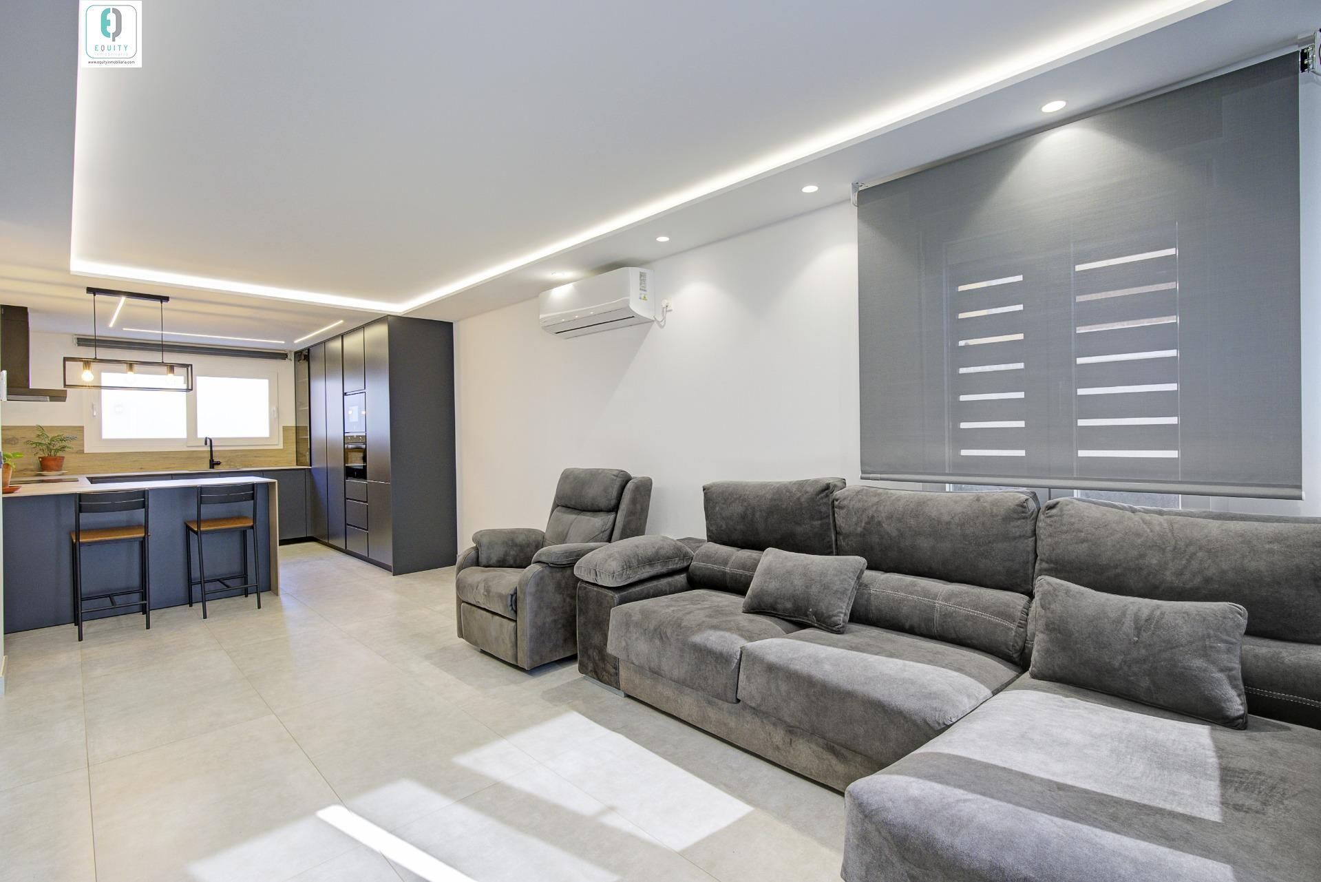 Living room of Single-family semi-detached for sale in Maracena  with Air Conditioner and Heating