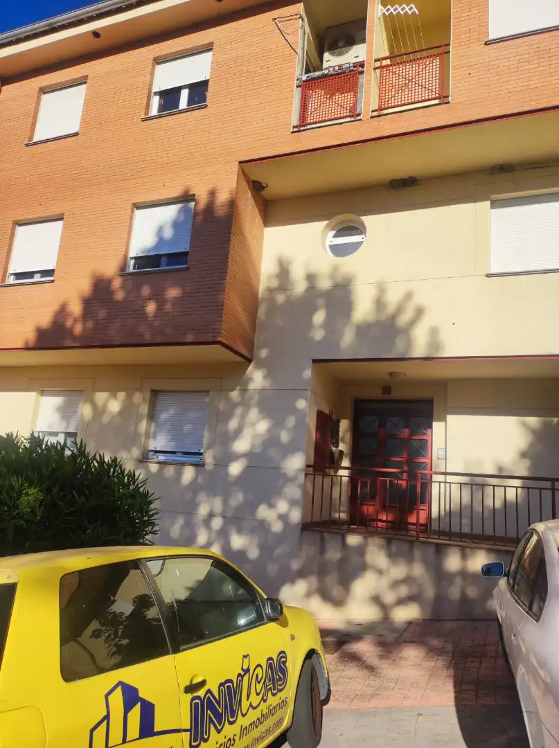Vista exterior de Piso en venta en Plasencia con Aire acondicionado, Calefacción y Amueblado