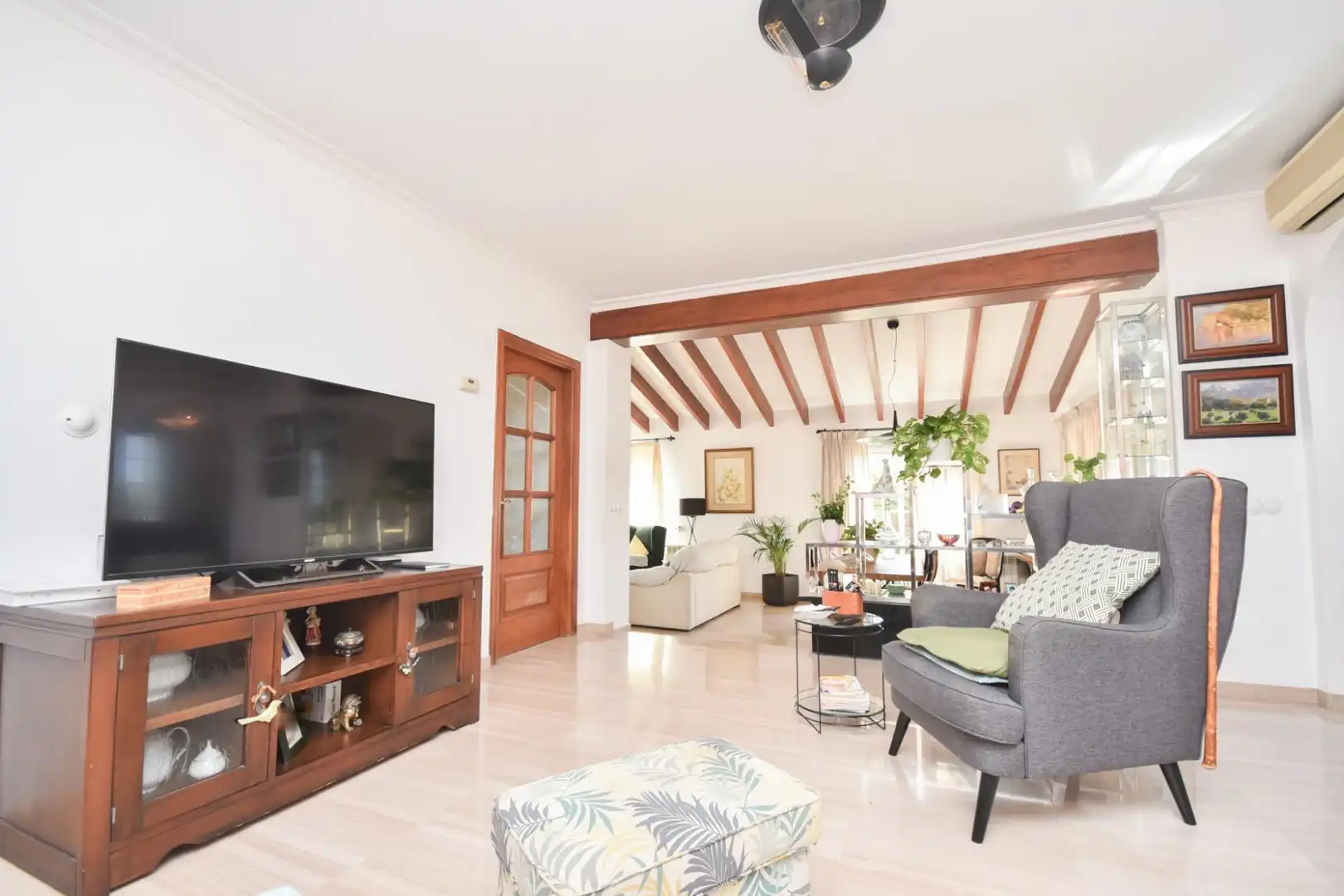 Sala d'estar de Casa o xalet en venda en Marratxí amb Aire condicionat, Calefacció i Jardí privat