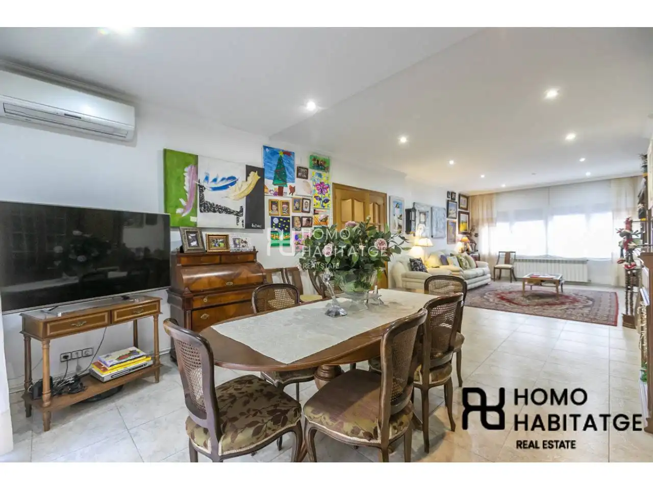 Sala d'estar de Casa o xalet en venda en Sabadell amb Aire condicionat, Calefacció i Terrassa
