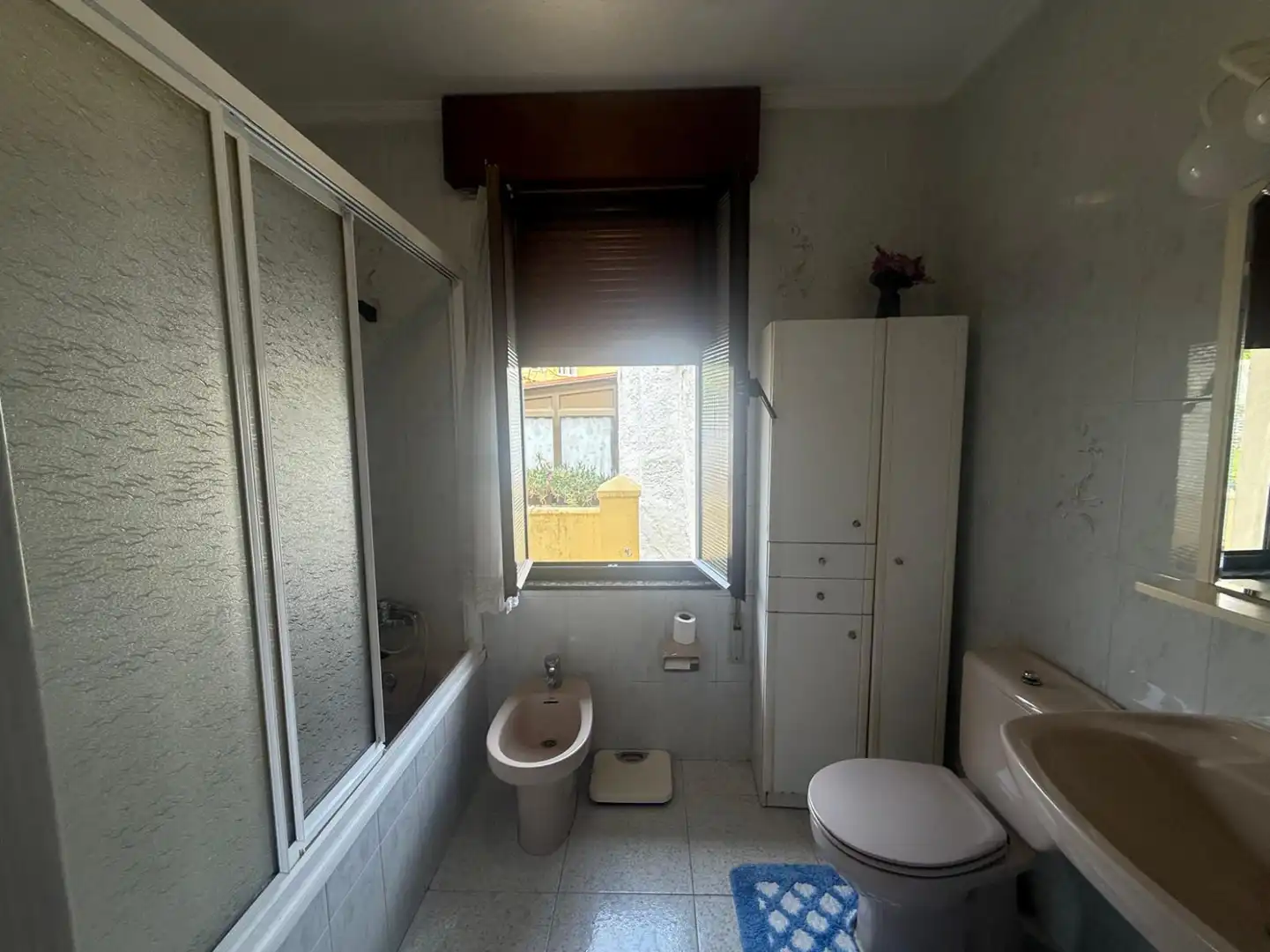 Baño de Piso en venta en Castrillón con Calefacción, Jardín privado y Parquet