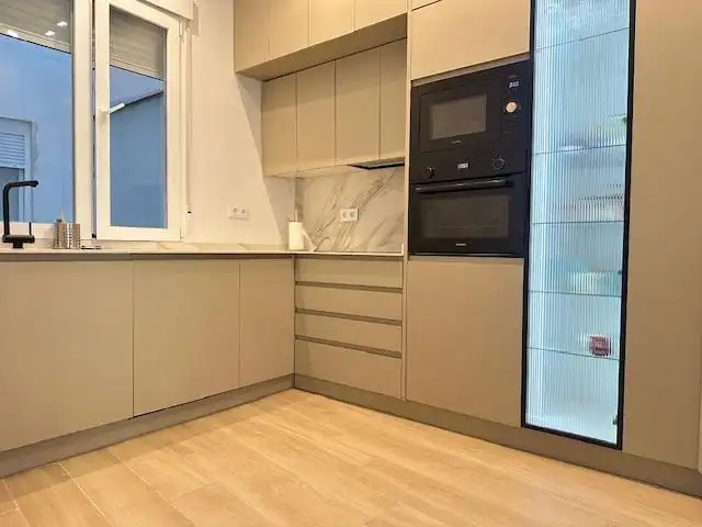Cocina de Piso de alquiler en Madrid con Aire acondicionado, Amueblado y Balcón