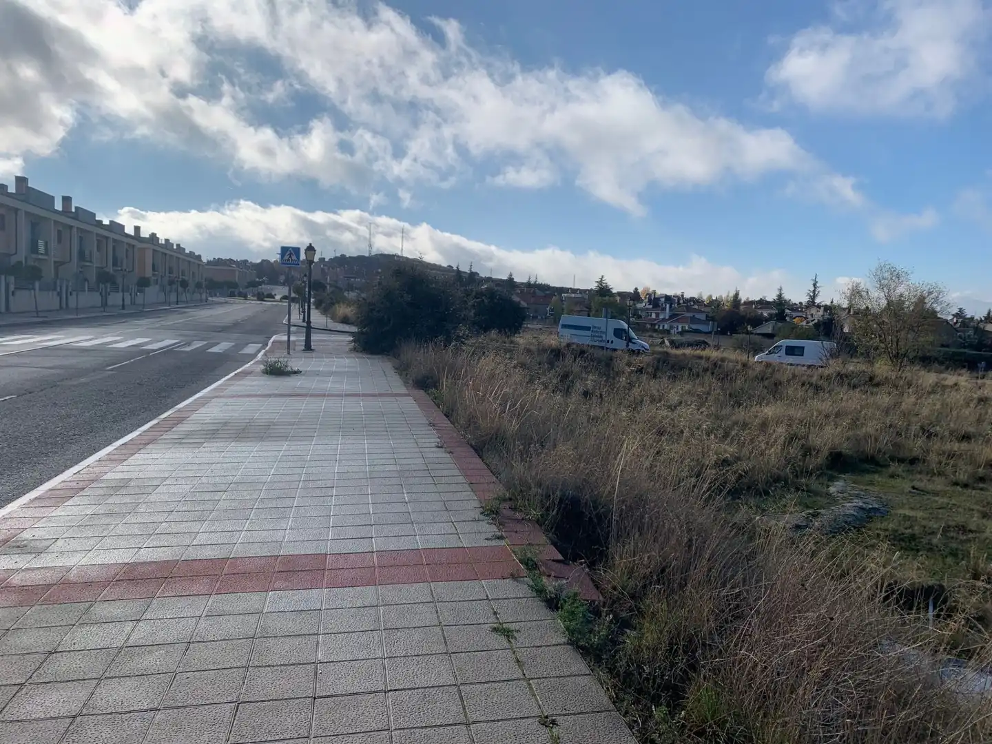 Vista exterior de Residencial en venda en Ávila