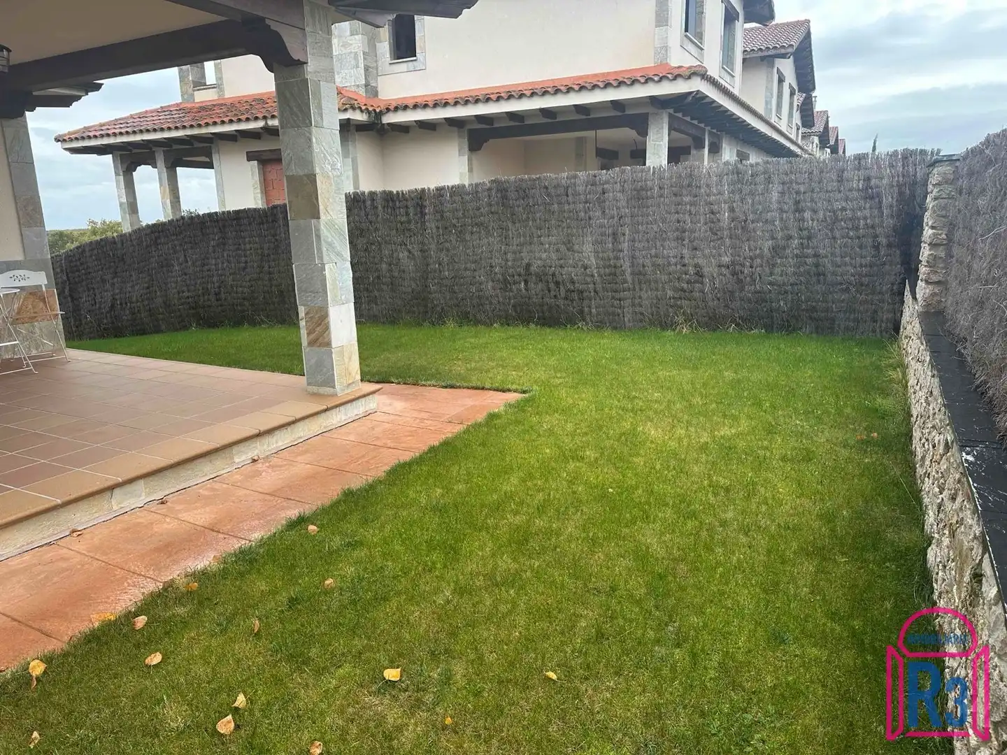 Adossat amb jardí en venda a Valverde de la Virgen, imagen 32