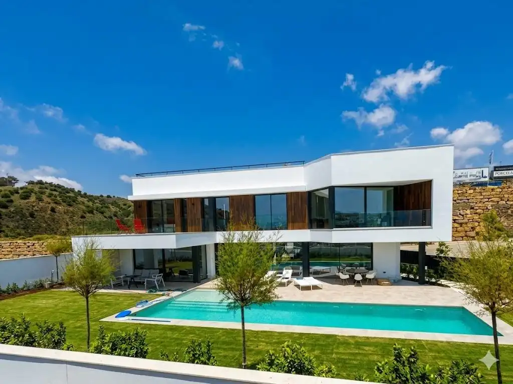 Exterior view of Houses for sale in Málaga  with Air Conditioner, Private garden and Terrace