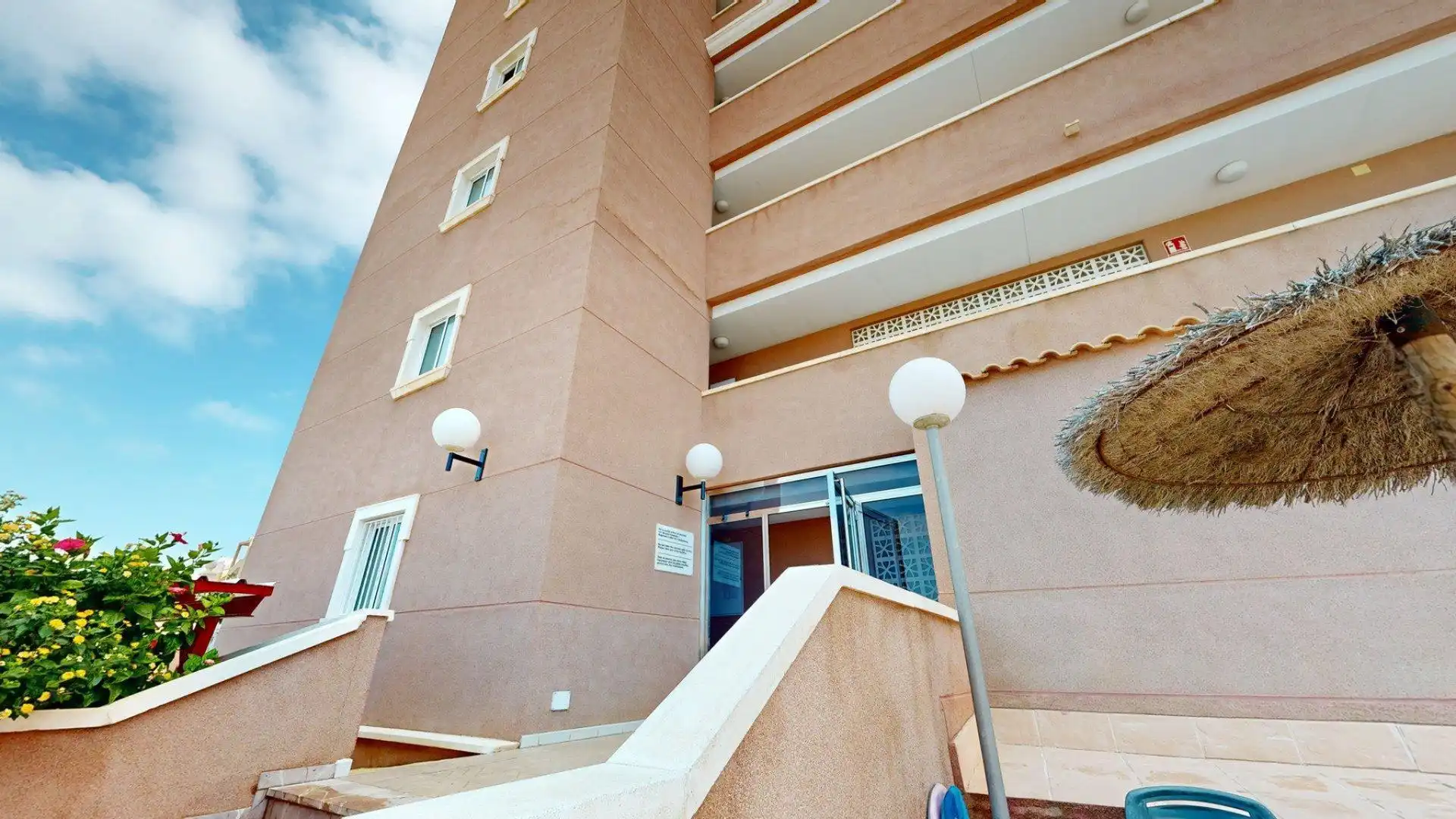 Apartamento en venta en Calle GIJON, Ciutat Esportiva