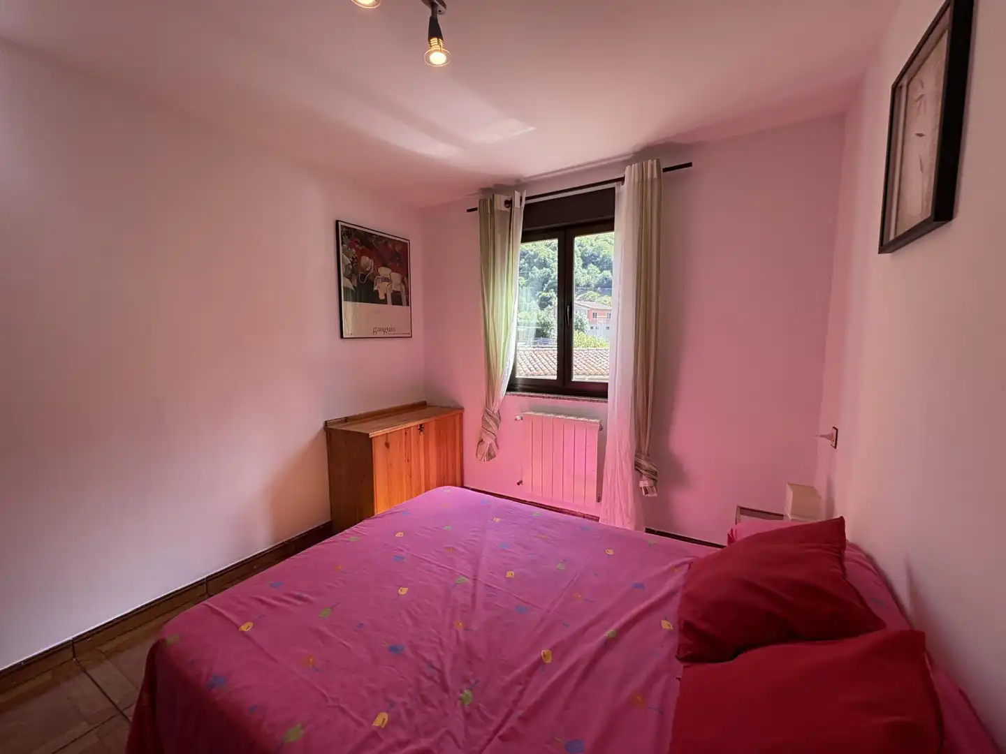Habitación de Edificio en venta en Aller