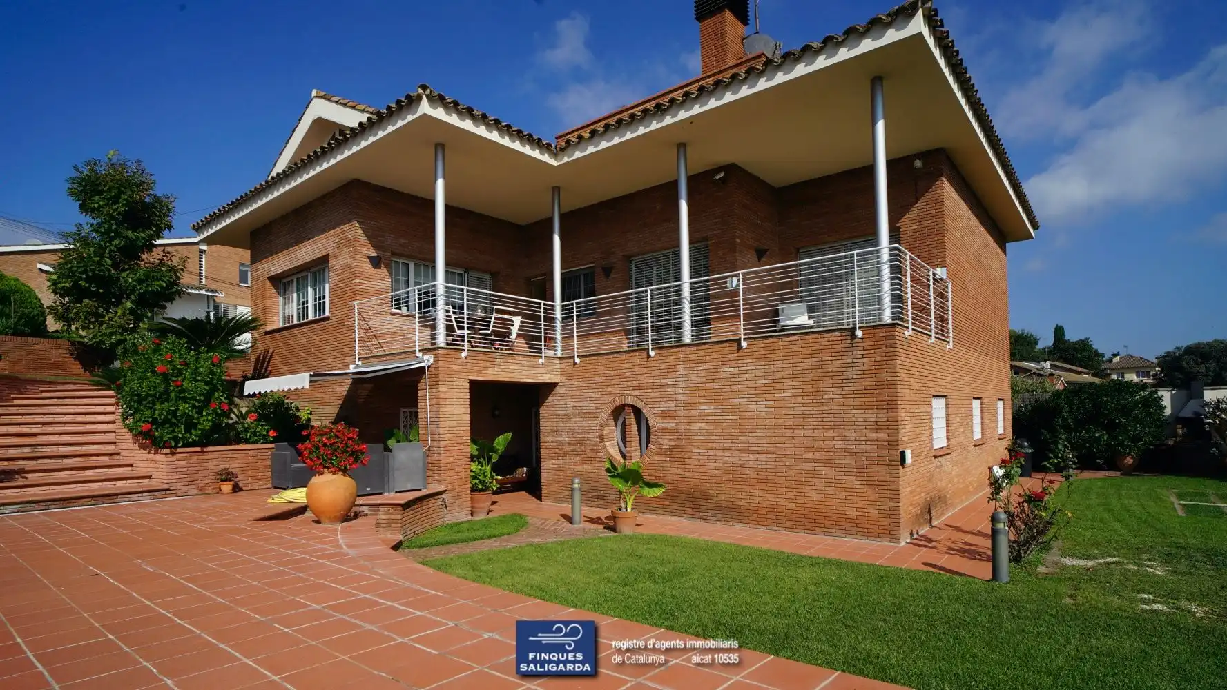 Vista exterior de Casa o chalet en venta en Canovelles con Aire acondicionado, Calefacción y Terraza