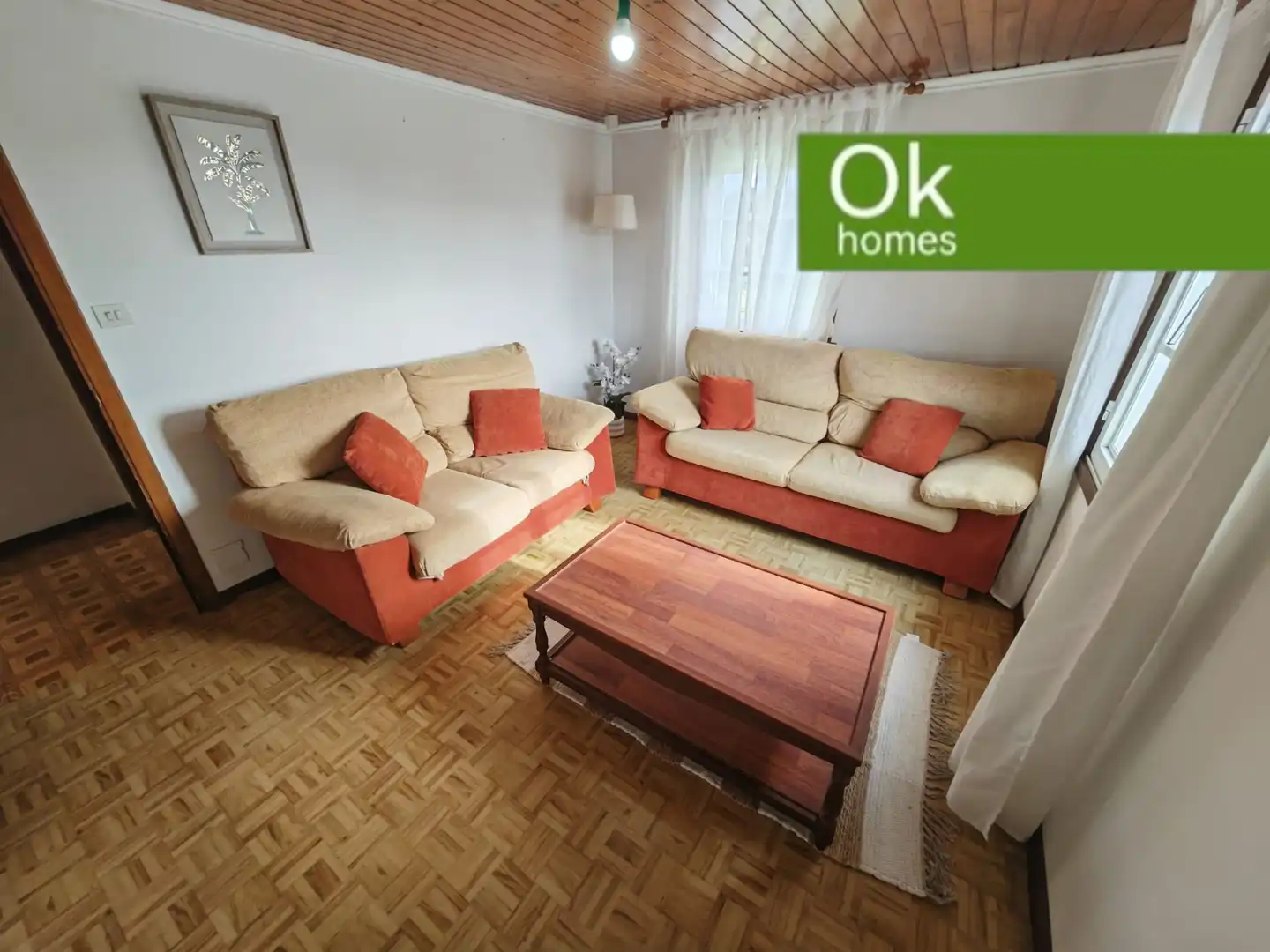 Sala de estar de Casa adosada de alquiler en Curtis con Calefacción, Trastero y Amueblado