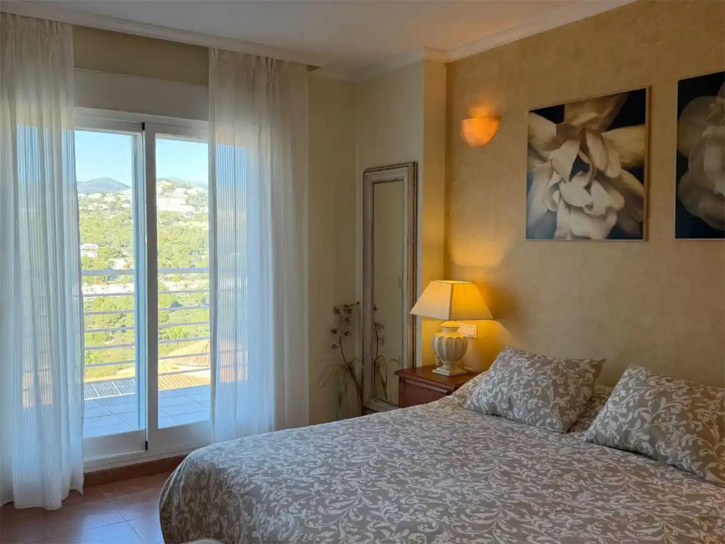 Dormitori de Casa o xalet en venda en Calpe / Calp amb Aire condicionat, Piscina i Balcó