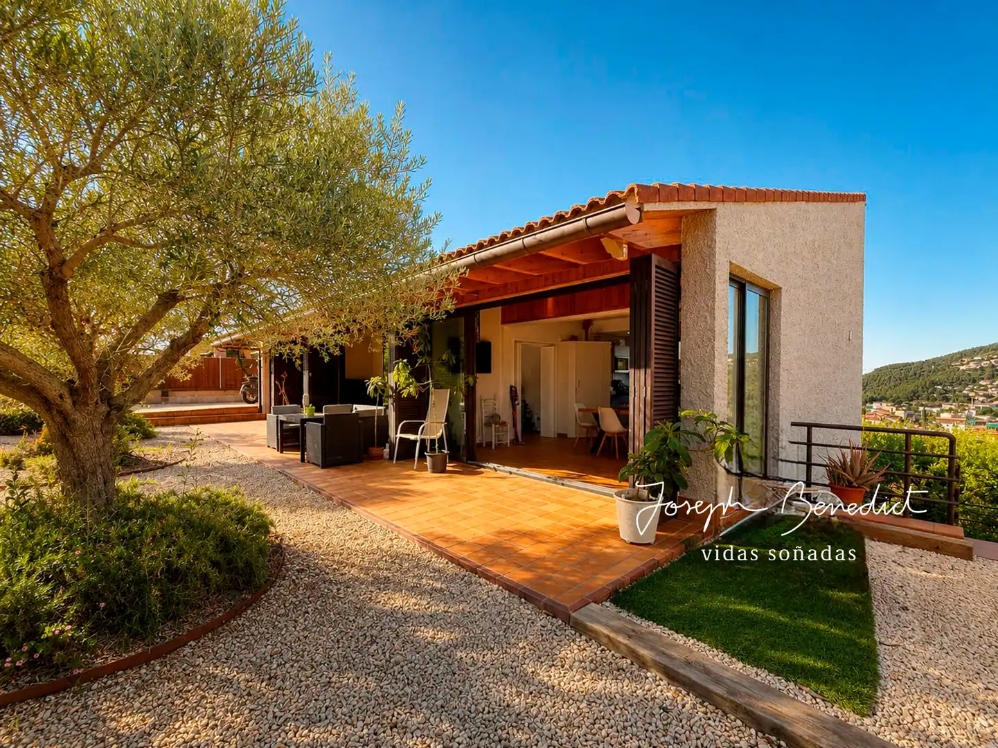 Terrace of Houses for sale in Torrelles de Llobregat  with Air Conditioner, Heating and Private garden