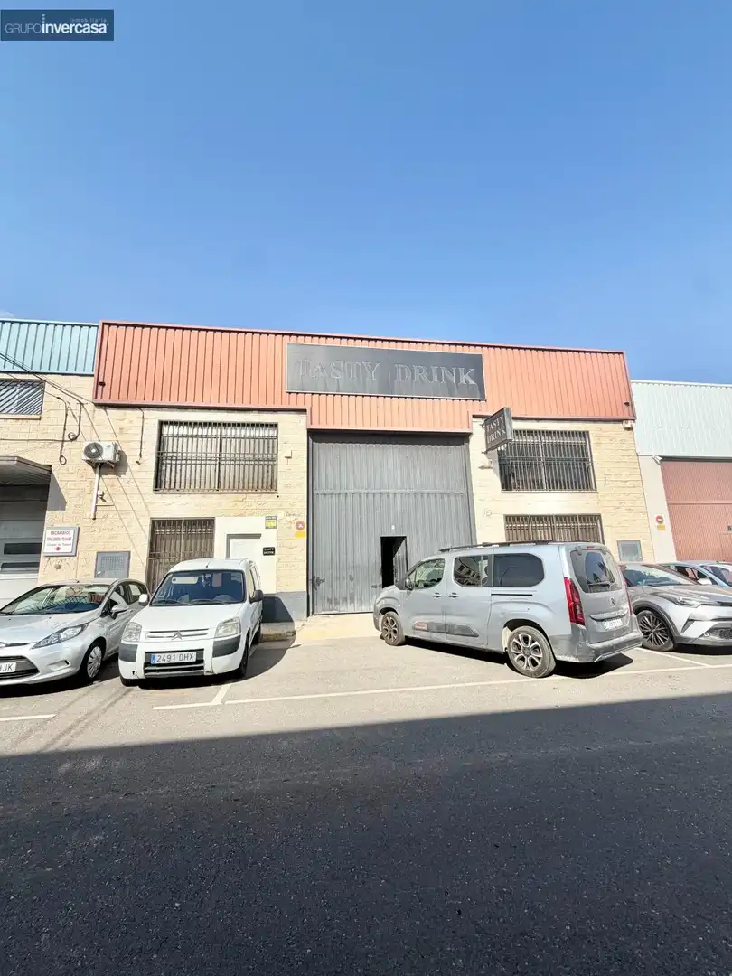 Nau industrial de lloguer a Quart de Poblet, Valencia