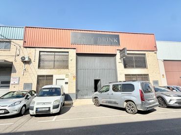 Industriegebäude zur Miete in Quart de Poblet