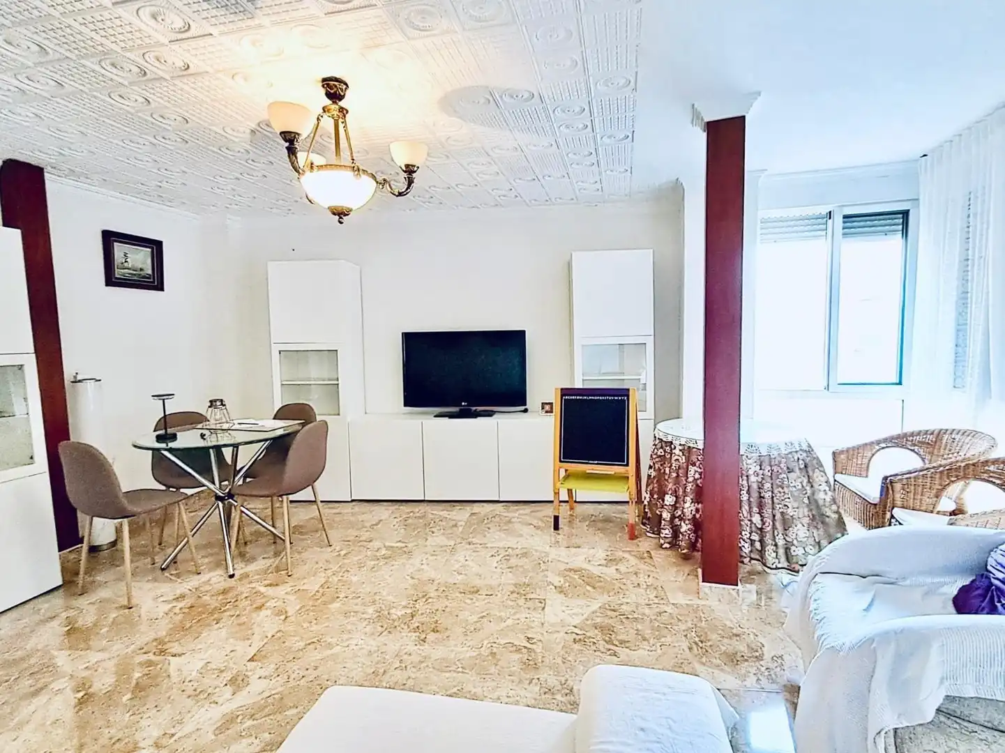 Sala de estar de Piso en venta en Águilas con Terraza y Amueblado