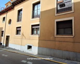 Vista exterior de Estudi en venda en Segovia Capital amb Terrassa