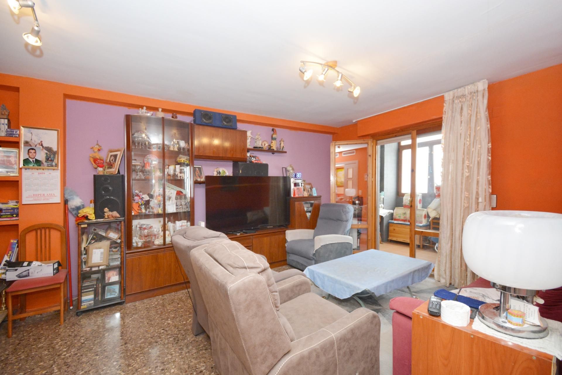Living room of Flat for sale in  Zaragoza Capital  with Air Conditioner, Heating and Terrace