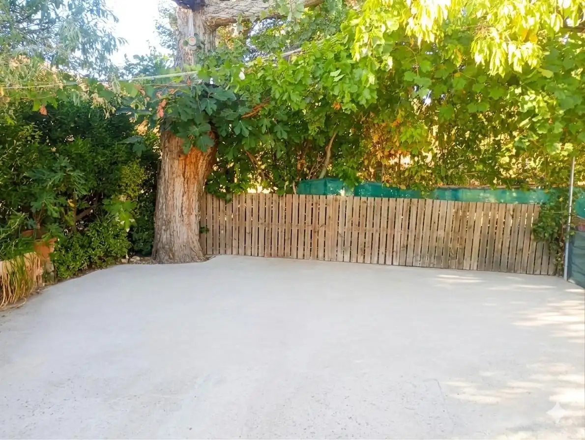 Terrace of Commercial properties for rent in Aranjuez