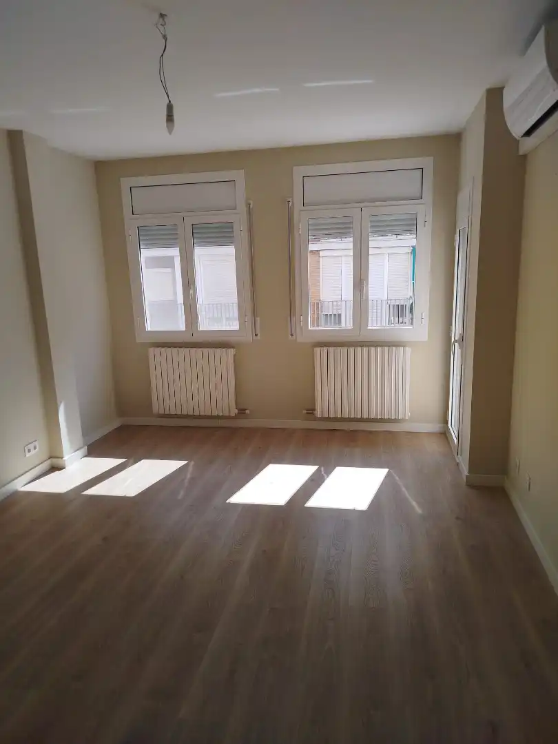Flat with terrace for sale in Instituts - Universitat, imagen 15