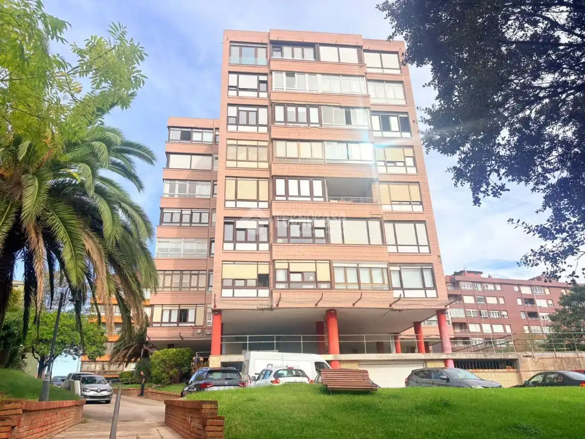 Vista exterior de Piso en venta en Santander con Calefacción y Terraza