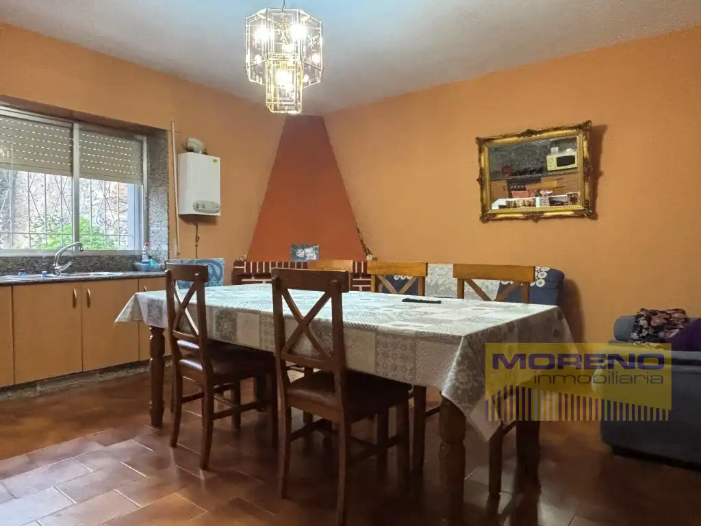 Comedor de Finca rústica en venta en Becerreá