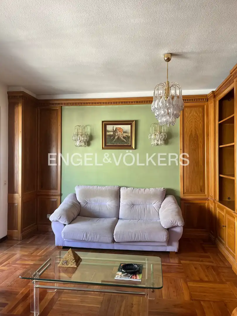 3 hab, 108m² en Castillejos - Cuzco, Tetuán, Madrid - Image 2