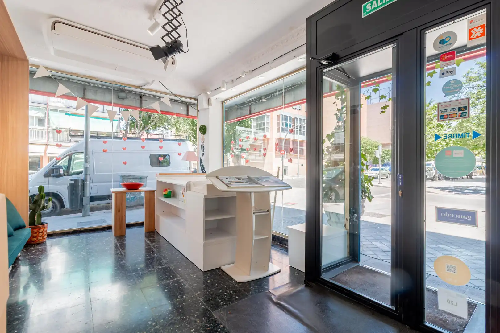 Geschaftsraum zur Miete in 4 Calle de Luis Ruiz #4, Pueblo Nuevo