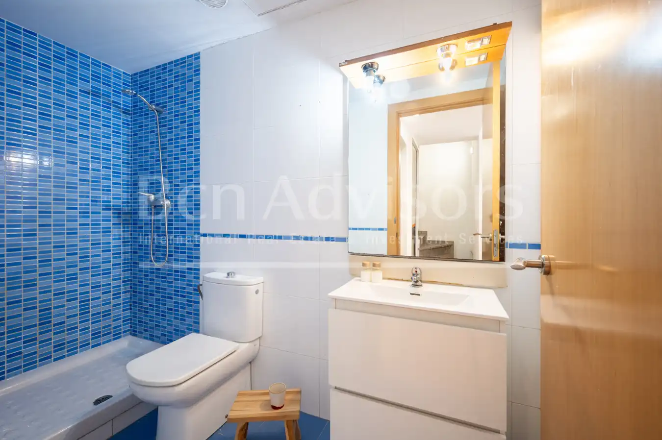 Bany de Casa o xalet en venda en Barcelona amb Aire condicionat, Parquet i Terrassa